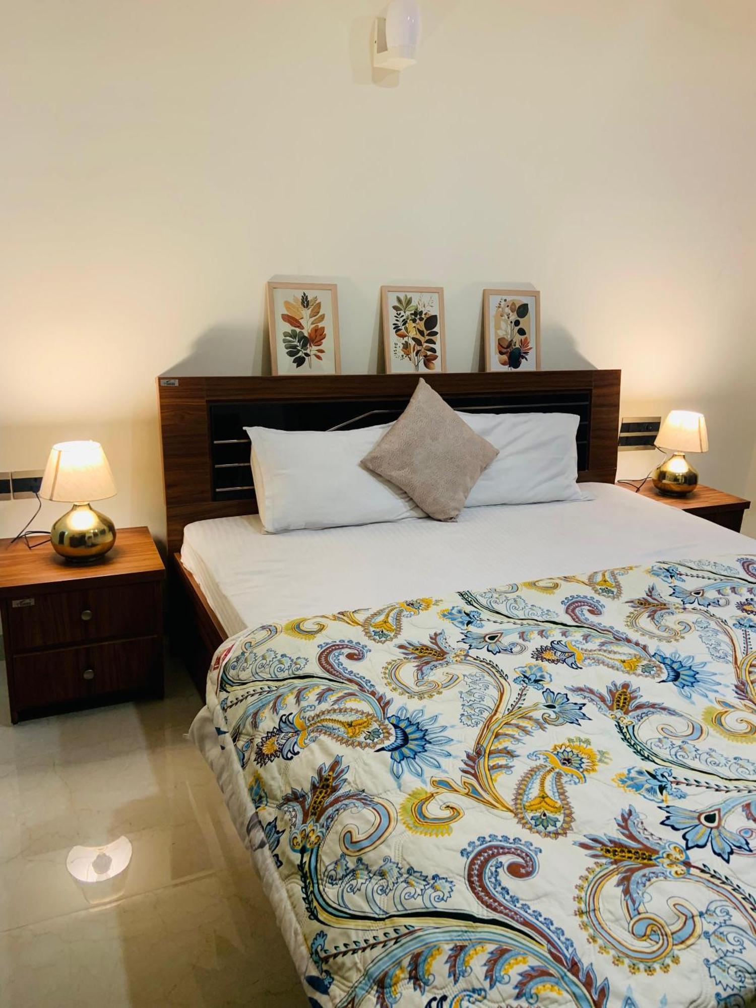 Umang - Premium Resort Like Villa In วรินดาวัน ภายนอก รูปภาพ
