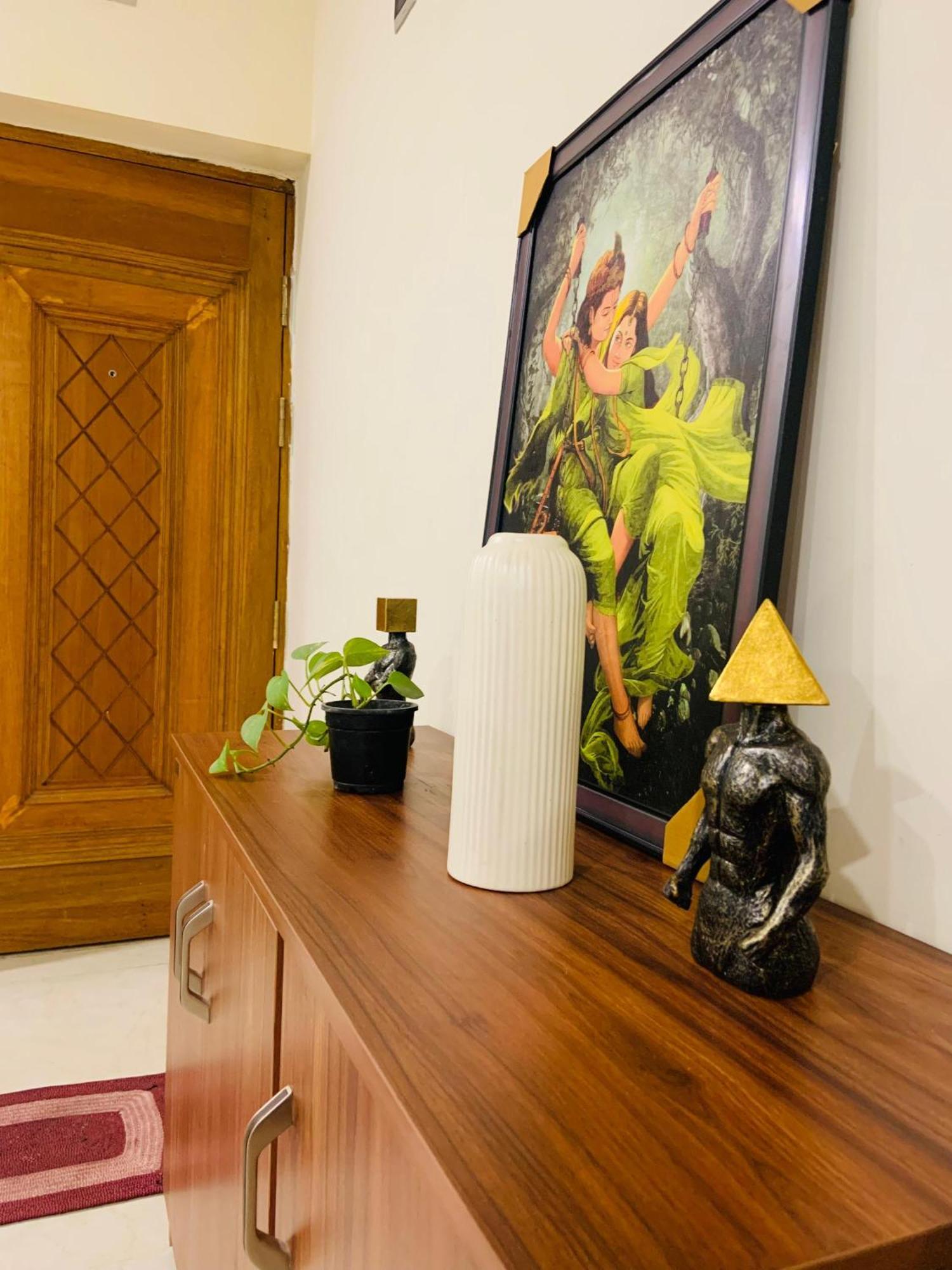 Umang - Premium Resort Like Villa In วรินดาวัน ภายนอก รูปภาพ